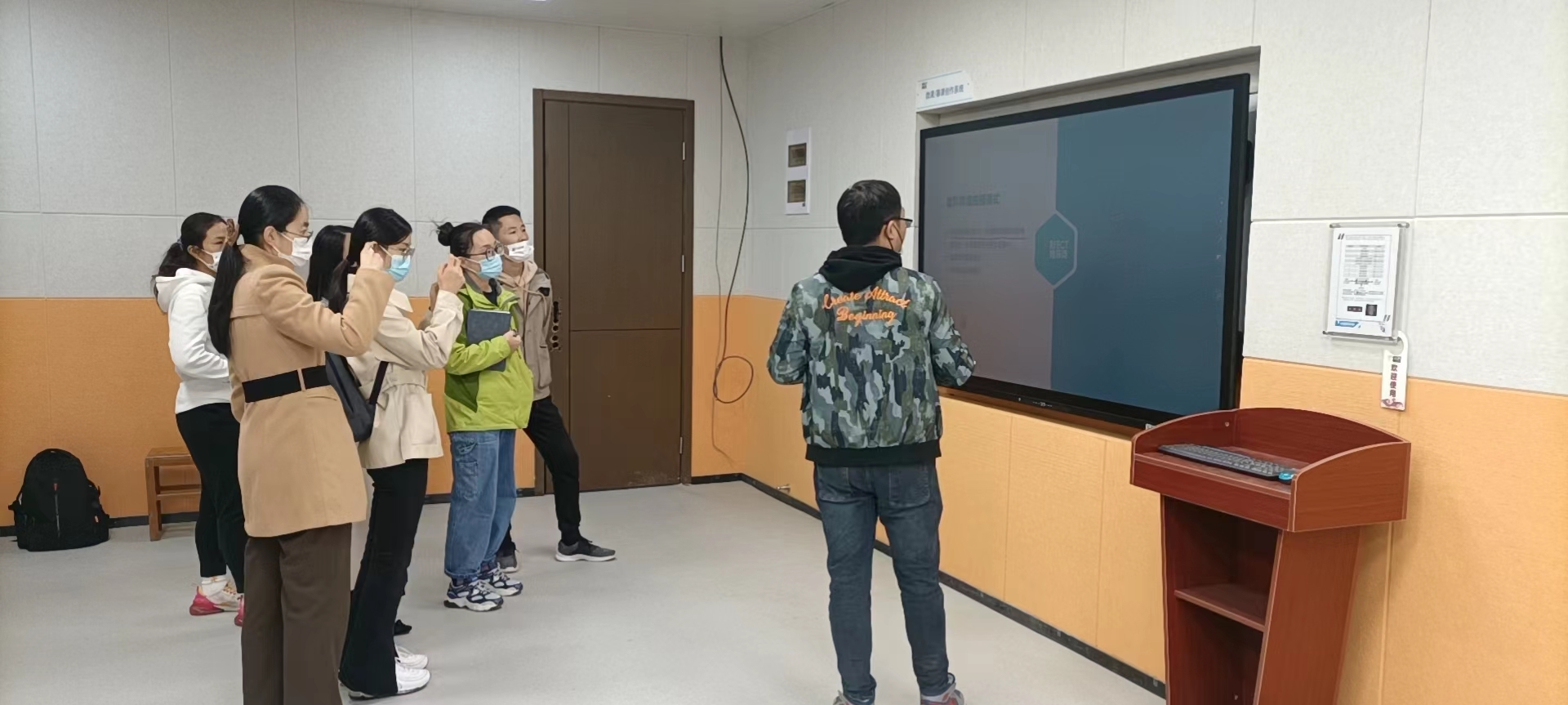上新了！英才学院南北校区高效高质建设微课慕课自动创作室并投入